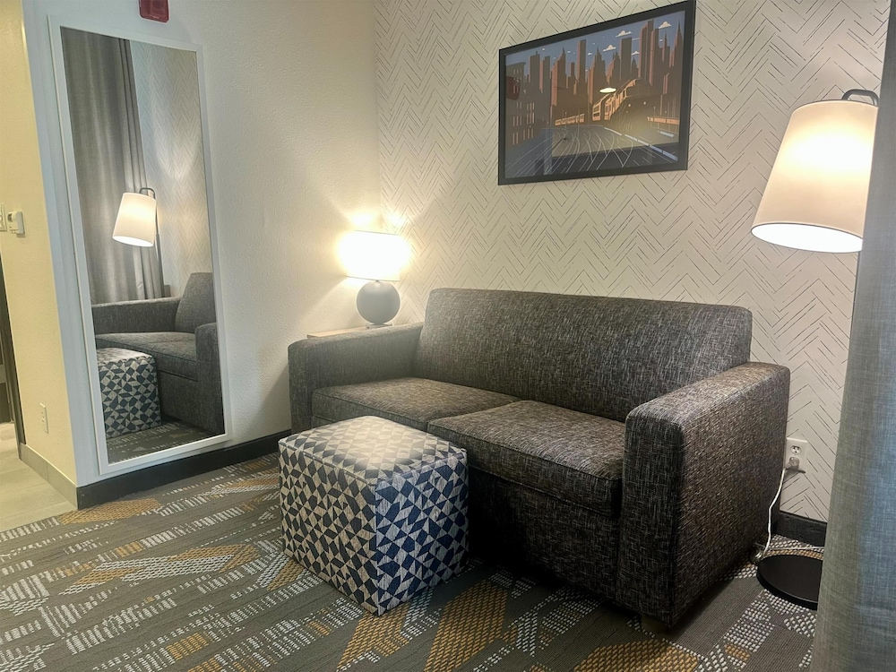 Home2 Suites by Hilton Rahway - photo 23