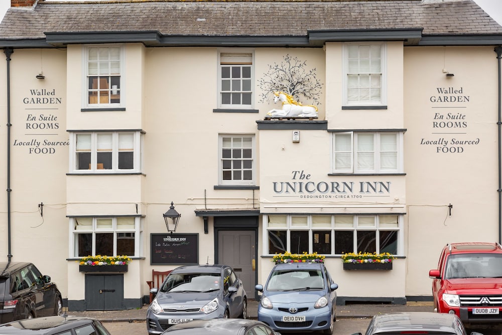 Unicorn Inn - carbon neutral hotel in Banbury