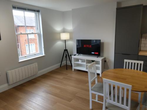 27 High Street Apartments — 4-Star Luxury Hotel in Husbands Bosworth, United Kingdom
