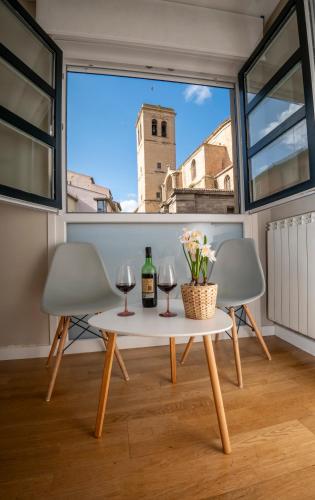 Santiago Tower Aire Ac Casco Antiguo By Apartamentos Logrono — Logrono
