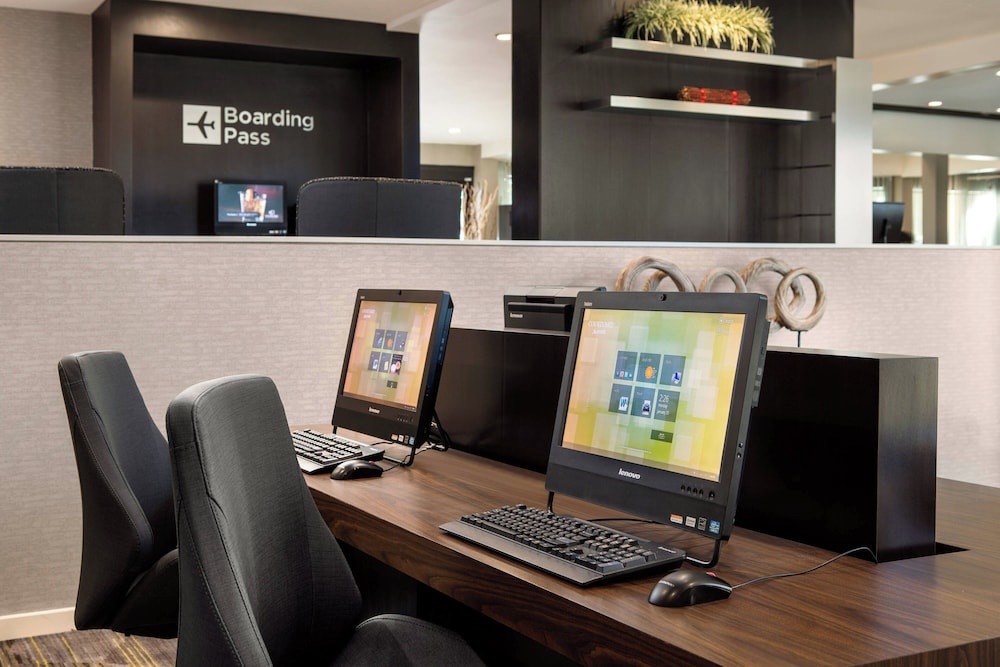 Courtyard by Marriott San Diego Sorrento Valley - photo 21