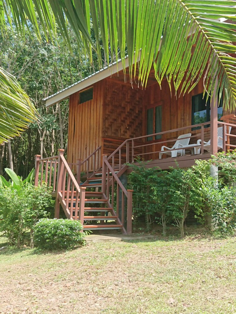 Lanta Para Hut in Ko Lanta, Thailand