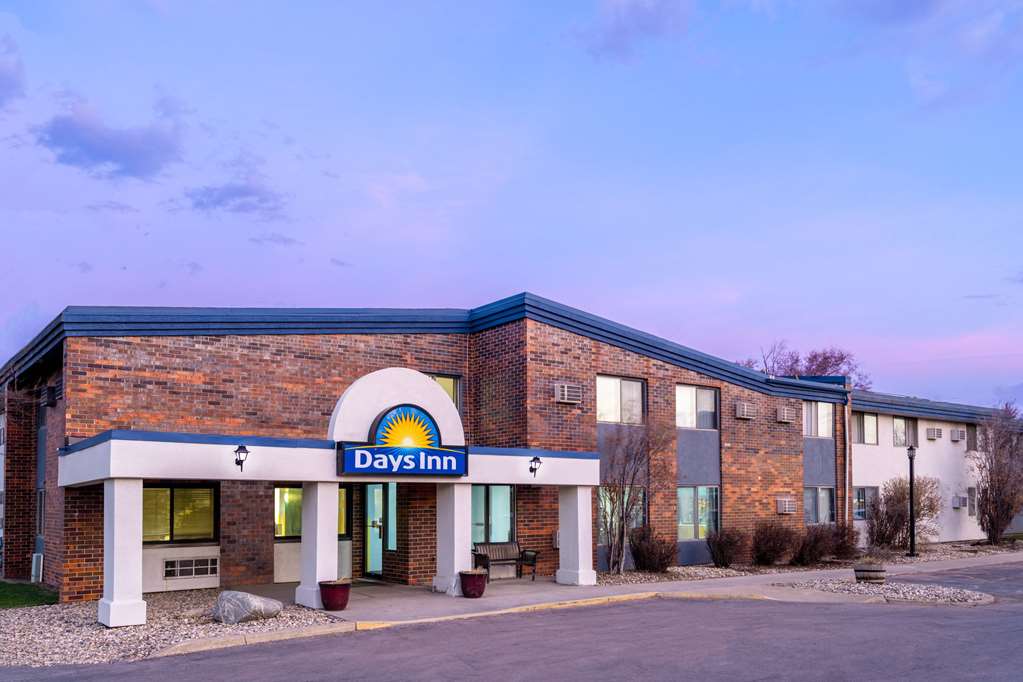Days Inn by Wyndham Sioux Falls Airport - featured photo