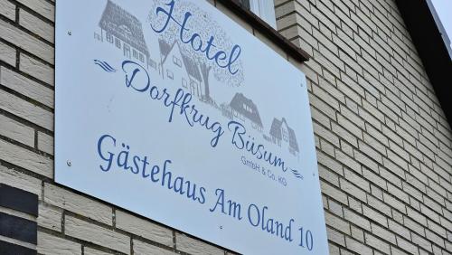 Hotel Dorfkrug Büsum günstige Altbauzimmer Am Oland — Busum — photo 2