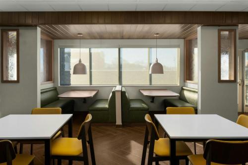 Fairfield by Marriott Inn & Suites Kokomo - photo 2