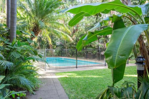 Central and Secluded Potts Point Paradise with Pool — 4-Star Luxury Hotel in Sydney, Australia