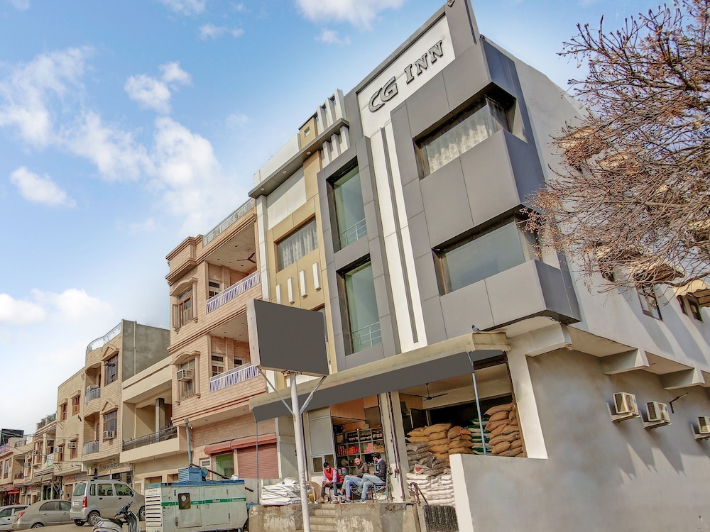 Oyo 28040 Hotel Cg Inn — hotel in Sirsa