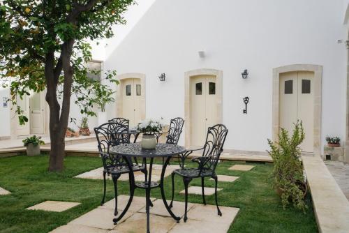 Dimora la Fuga — 4-Star Luxury Hotel in Zollino, Italy