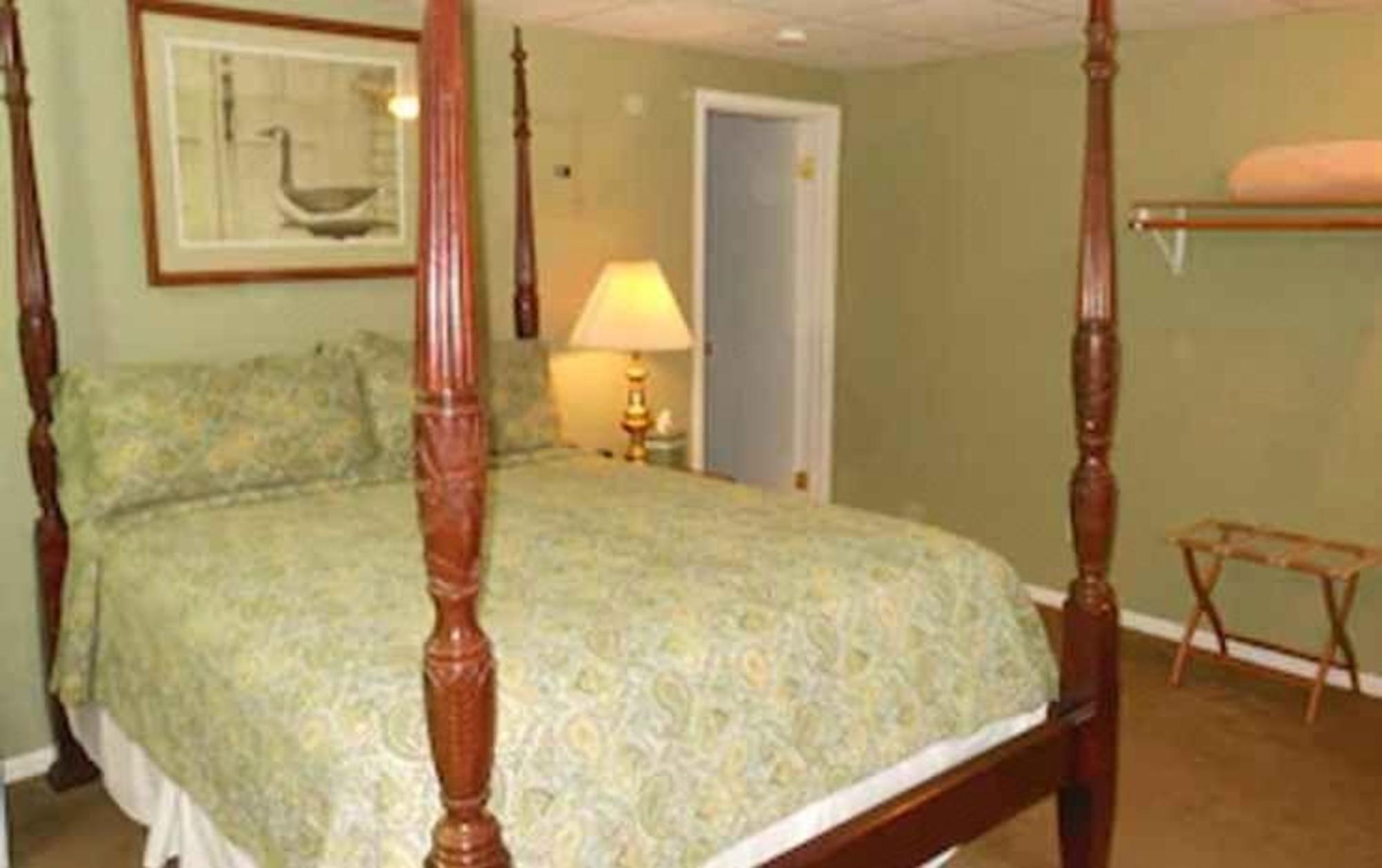 Coffee Street Inn - photo 18