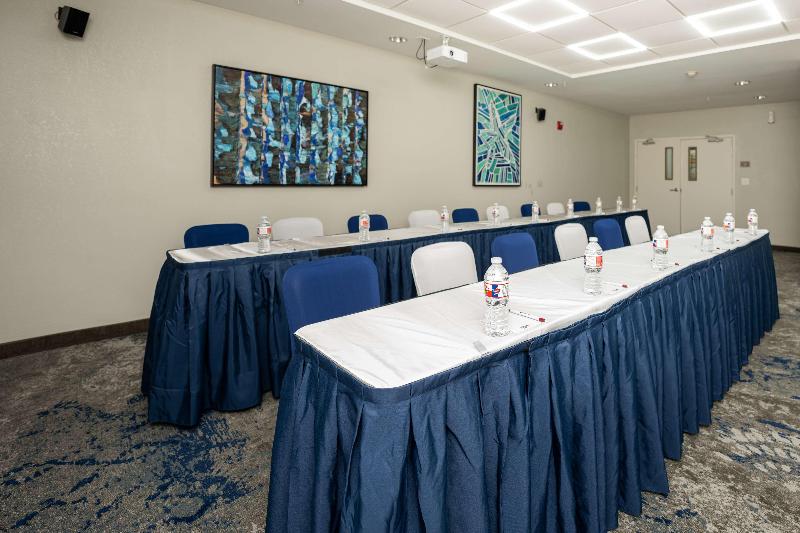 Comfort Suites Seabrook Kemah - photo 92