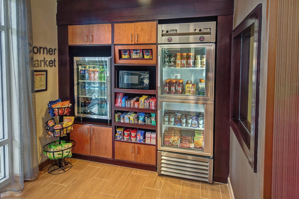 Fairfield Inn & Suites by Marriott Naples - photo 22