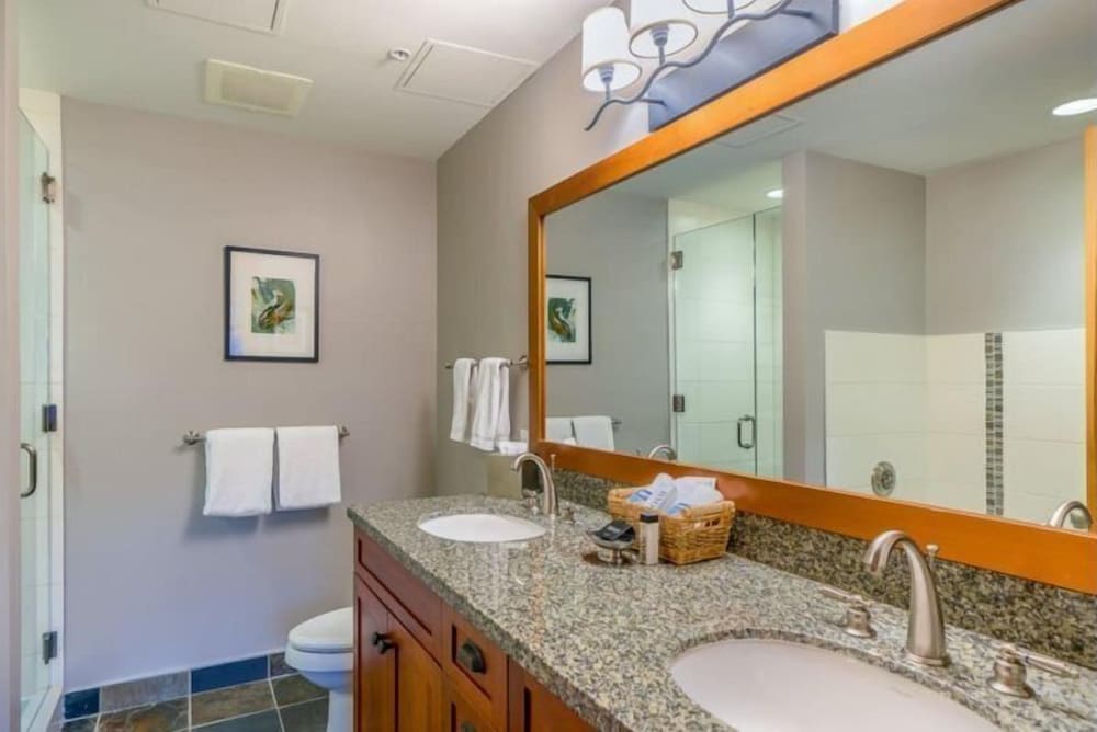 Luxury Ski in Ski out 2 Bedroom Mountain Resort Vacation Rental in the Heart of Snowmass Base Village - photo 30
