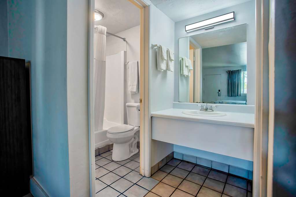 Motel 6 Tucson AZ East Williams Center - photo 17