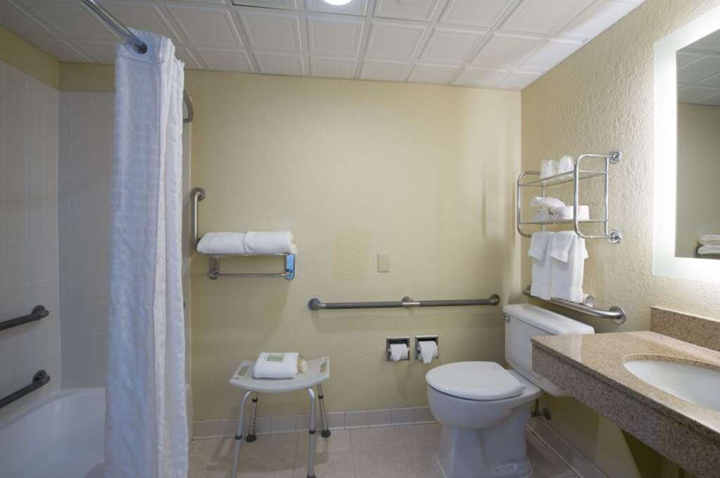 Best Western Plus Franklin Square Inn Troy Albany - photo 32