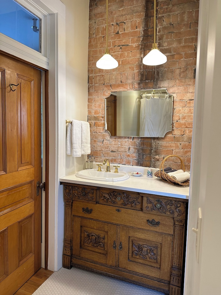 Gable House Bed and Breakfast Inn - photo 56