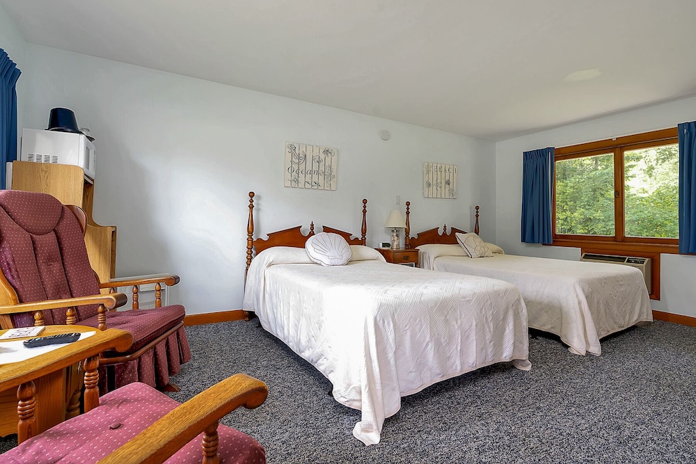 Towne Lyne Motel - photo 74
