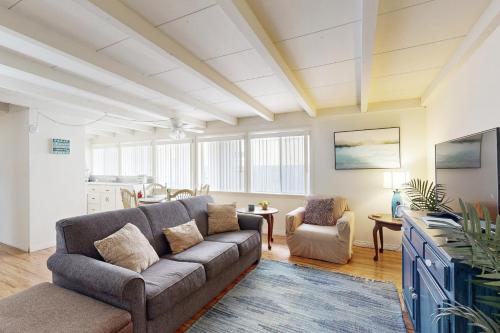 Sailaway Cabin — 4-Star Luxury Hotel in Ventura, United States