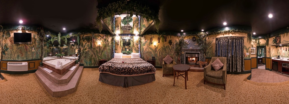 Inn of the Dove Romantic Suites with Jetted Tub & Fireplace - photo 44