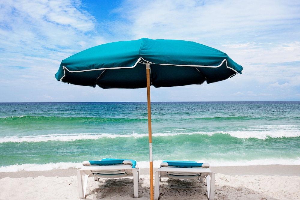 Holiday Inn Express & Suites Panama City Beach Beachfront by IHG - photo 102