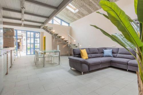 San Bartolomeo loft guest house — 4-Star Luxury Hotel in Piacenza, Italy