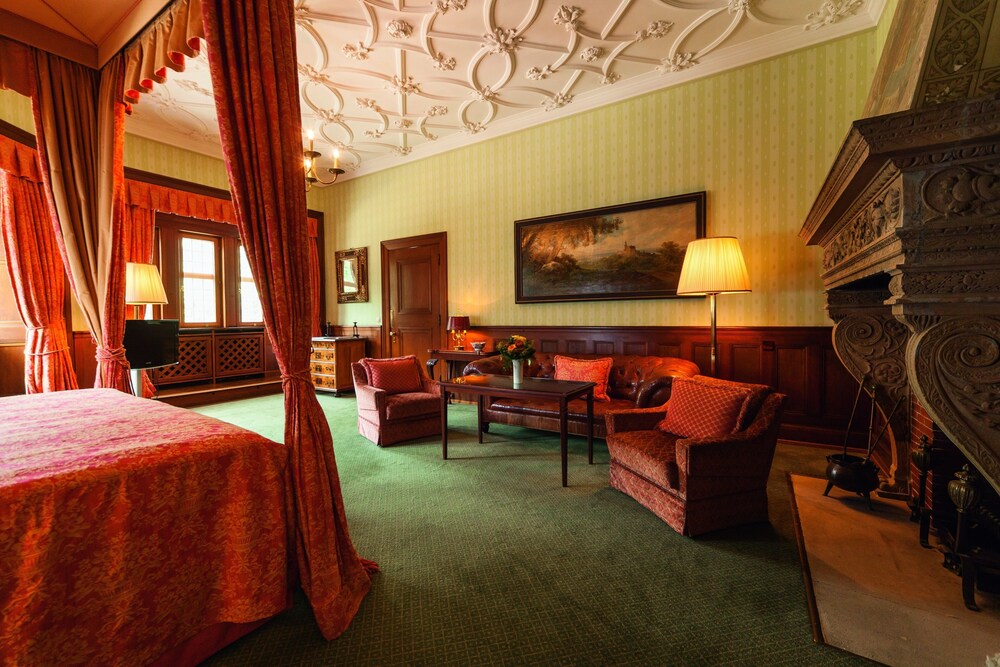 Schlosshotel Kronberg Hotel Frankfurt — Kronberg — photo 5