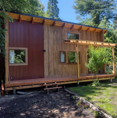 Casa en entorno de bosque cerca de playas y cerros — 4-Star Luxury Hotel in San Carlos De Bariloche, Argentina