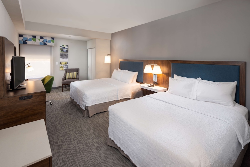 Hampton Inn Asheville Tunnel Rd. - photo 8