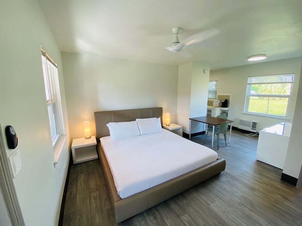 Rolo Beach Hotel - photo 12