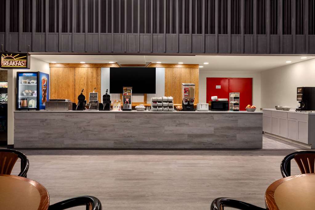 Ramada by Wyndham Alpena - photo 35