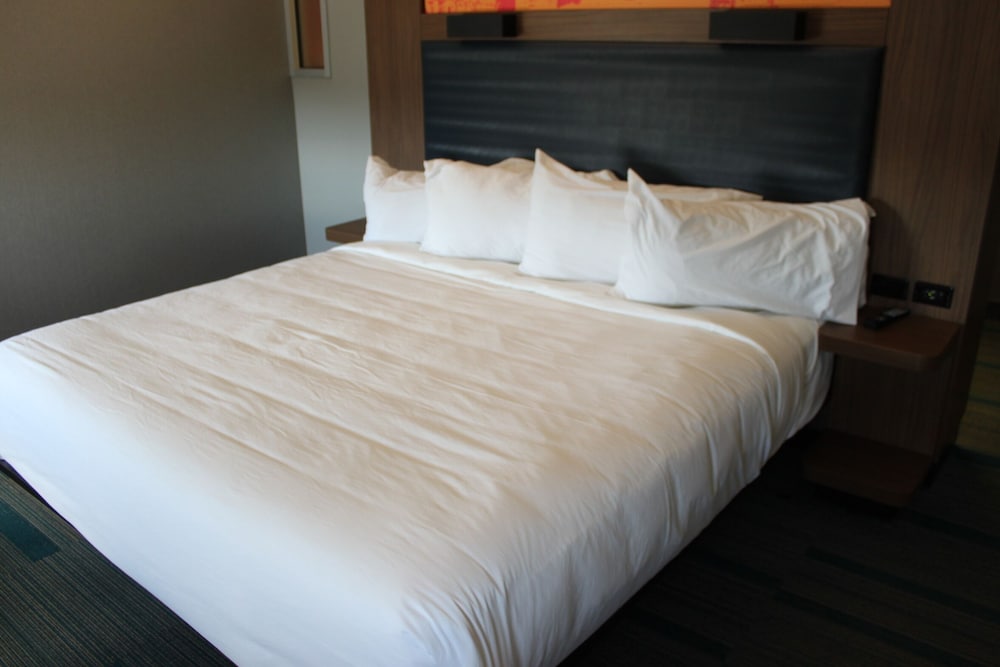 Aloft Syracuse Inner Harbor - photo 31