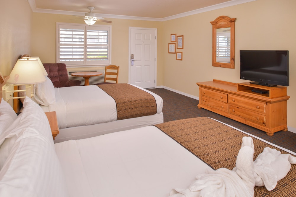Cayucos Beach Inn - photo 9