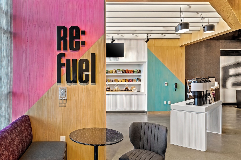 Aloft Anchorage - photo 26