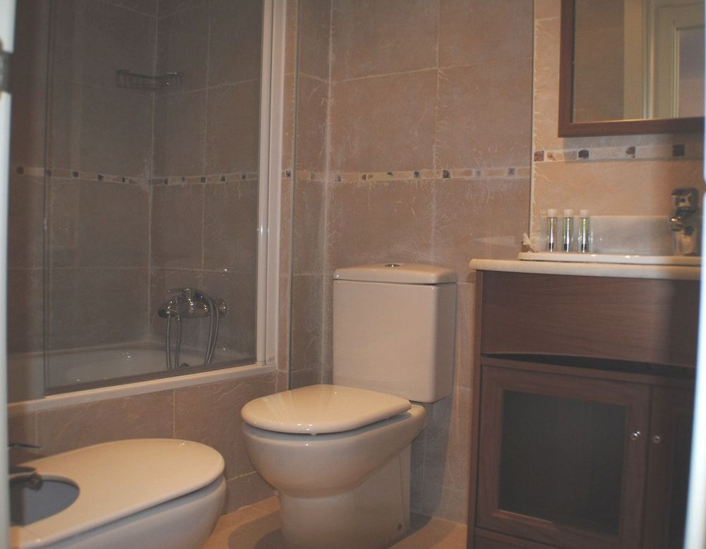 Margas Golf Tercera Planta B - carbon neutral hotel in Sabinanigo