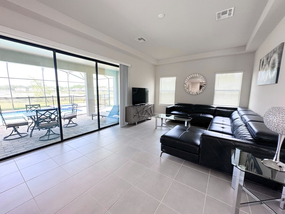 Balmoral Resort 194kb 6 Bedroom Home by RedAwning - photo 20