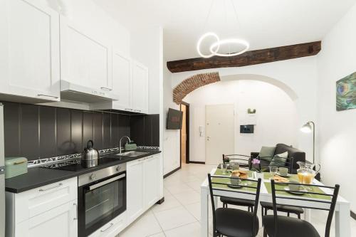 Casa Mary 50 Mt Dal Mare Centro Storico — 4-Star Luxury Hotel in Varazze, Italy