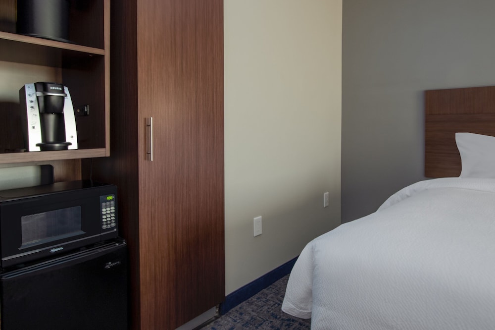 Fairfield Inn & Suites by Marriott Houston Katy - photo 10