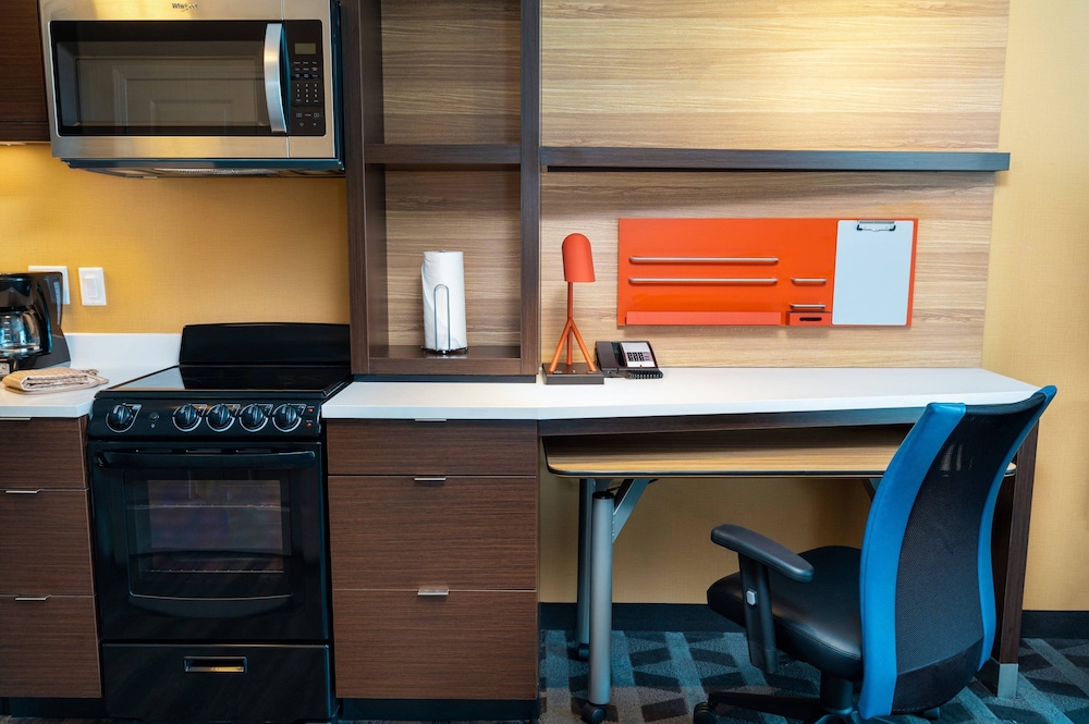 TownePlace Suites by Marriott Irvine Lake Forest - photo 19