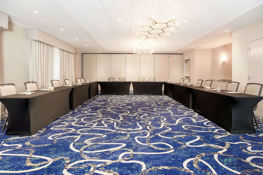 DoubleTree by Hilton Austin University Area - photo 29