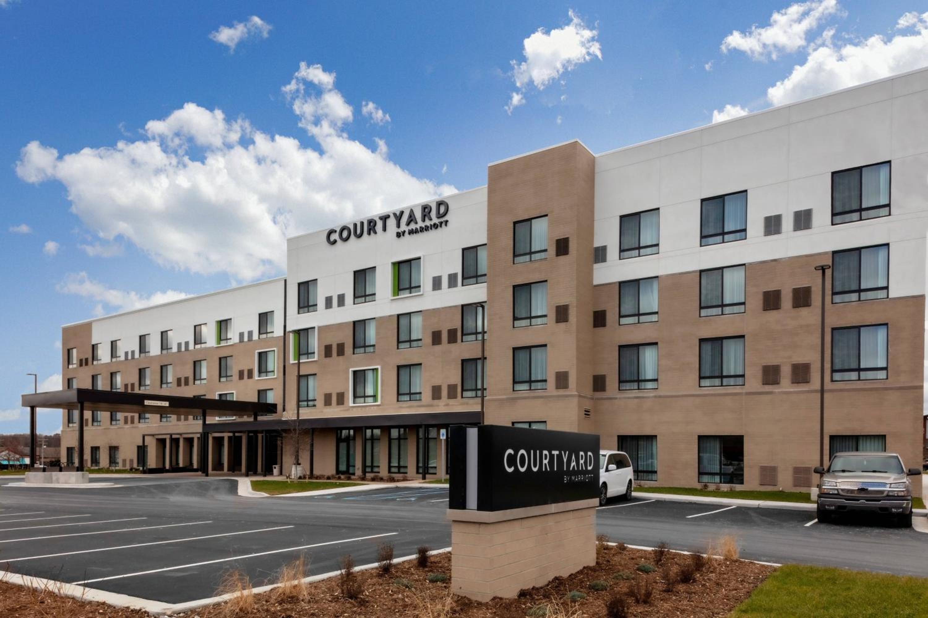 Courtyard by Marriott East Lansing Okemos - featured photo