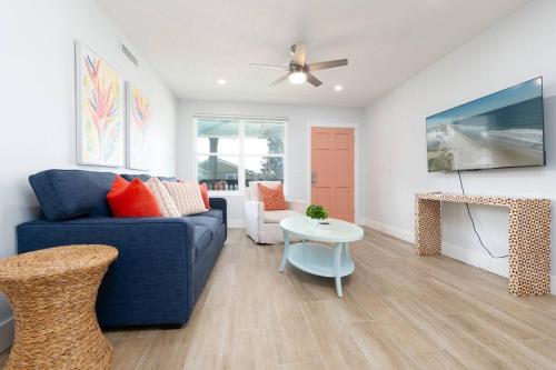 Be A Nomad Margaret House 2blks from the Bch — 4-Star Luxury Hotel in Neptune Beach, United States