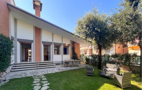 Beautiful Home In Porto Potenza Picena — 4-Star Luxury Hotel in Porto Potenza Picena, Italy