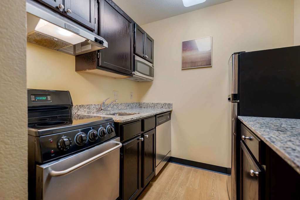 Extended Stay America Suites Chicago Elgin West Dundee - photo 12