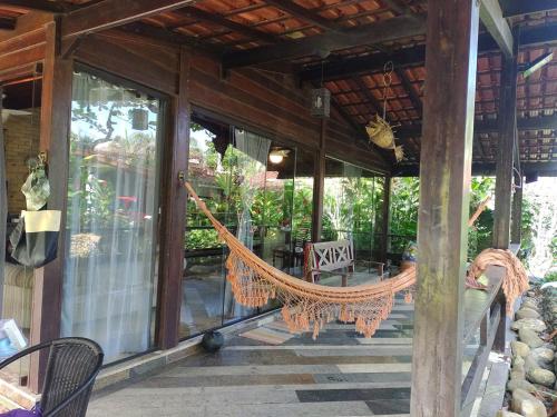 Charmosa casa com churrasq na praia de Camburi — 4-Star Luxury Hotel in Sao Sebastiao, Brasil