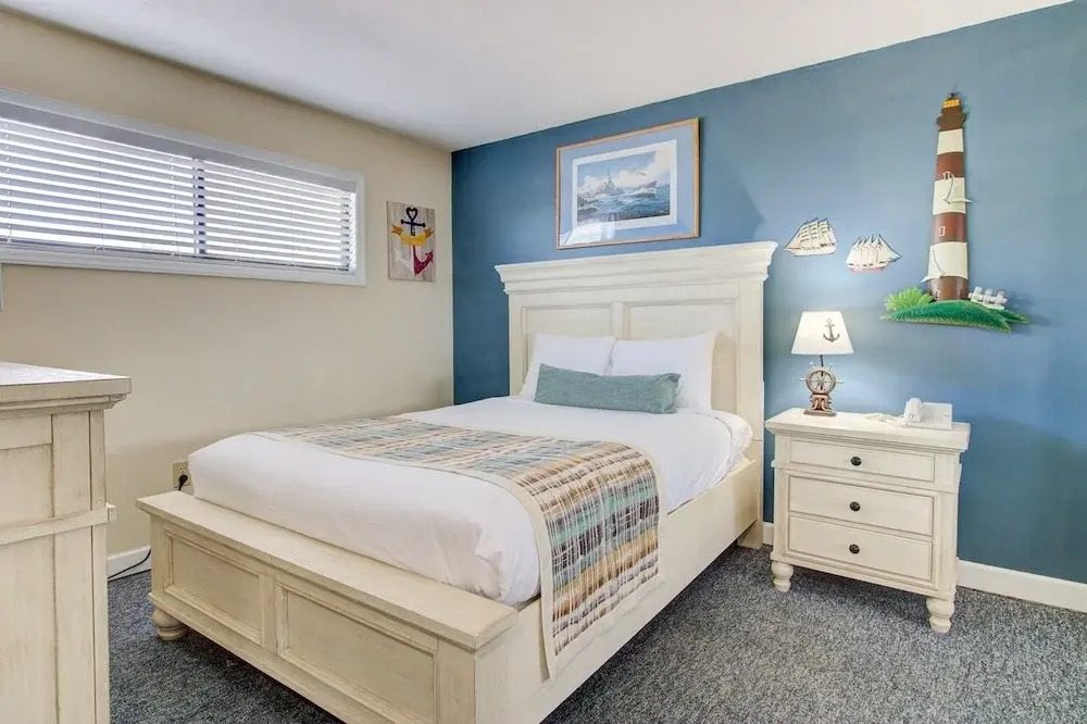 0312 Captains Quarters by Atlantic Towers - featured photo