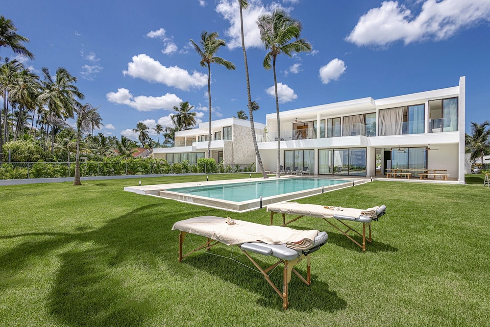A Tale of Luxury Serenity and Oceanfront Bliss in Las Terrenas, Dominican Republic