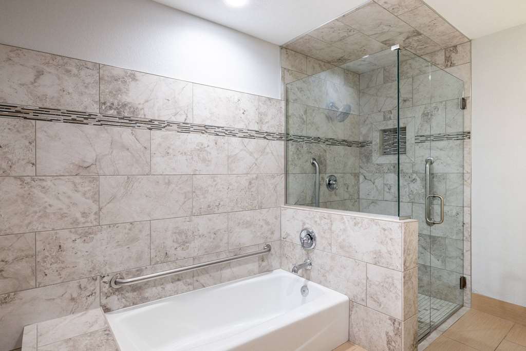 La Quinta Inn & Suites by Wyndham St. George - photo 17