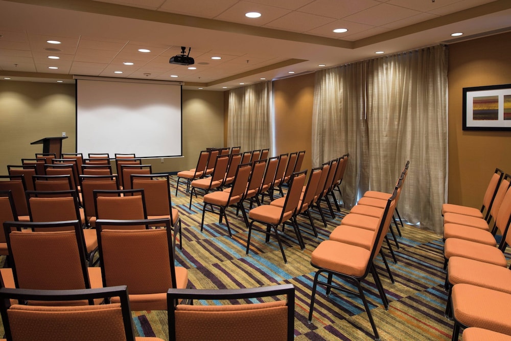 Fairfield Inn & Suites Houma Southeast - photo 28
