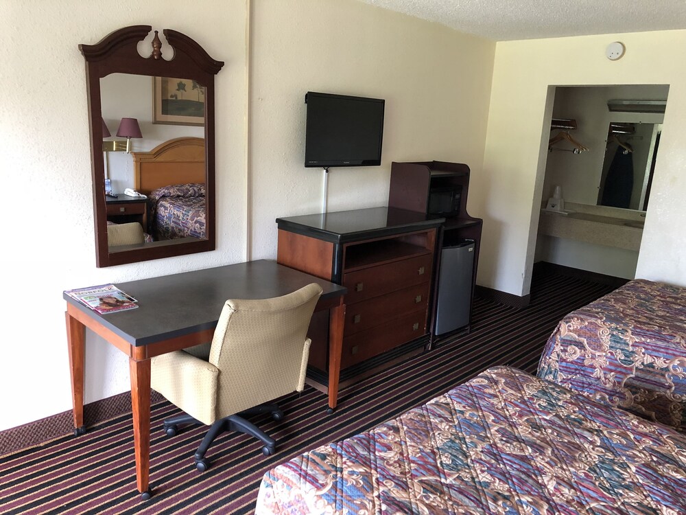 Americas Best Value Inn Norfolk Airport Area - photo 10