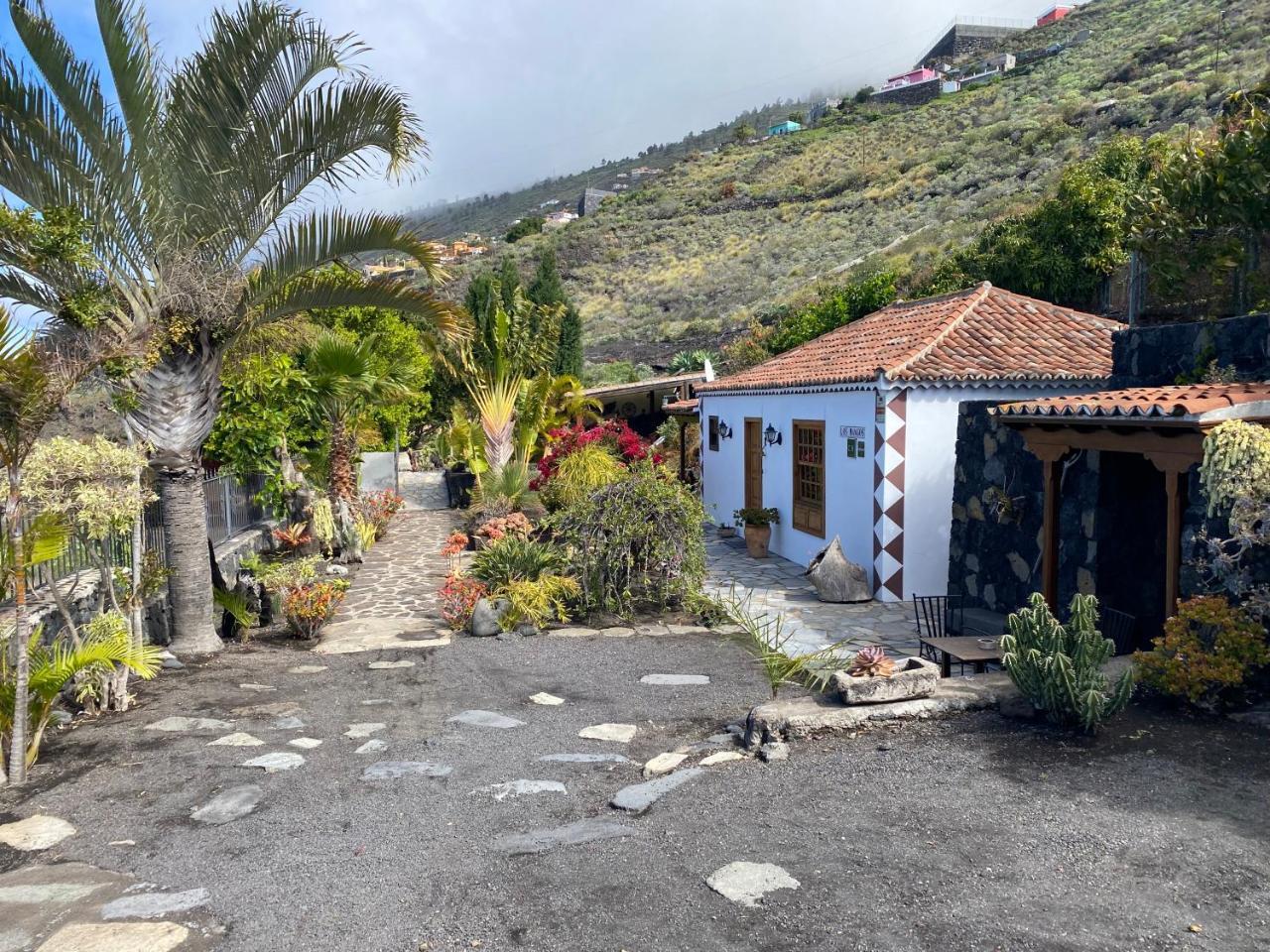 Casa Los Mangos — 4-Star Luxury Hotel in Fuencaliente De La Palma, Spain