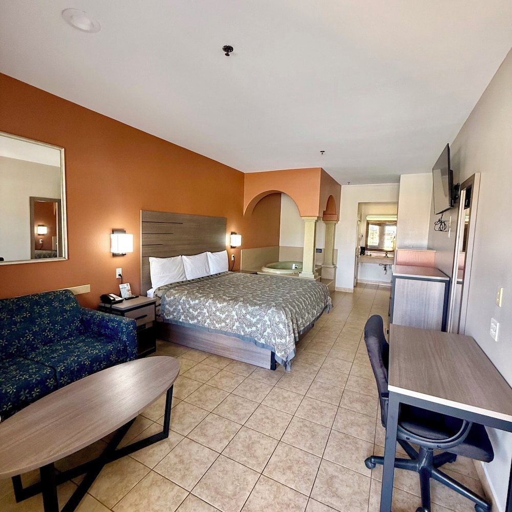 Weslaco Inn by Capital O Near Mercedes - photo 19